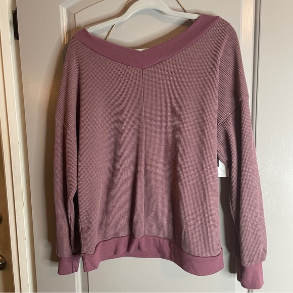 Women's Thermal Lightweight Sweatshirt Size L Wide V Neck Slouchy Light Maroon - Picture 4 of 6